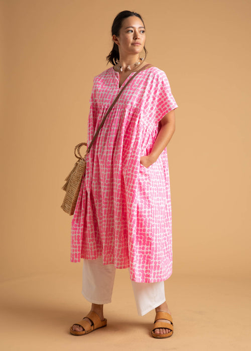 Buy Neon Pink Kurta Suit Sets for Women by Kiran Kalsi Online | Ajio.com